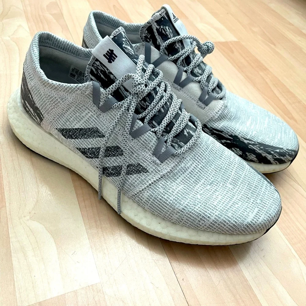 adidas lightweight athletic
